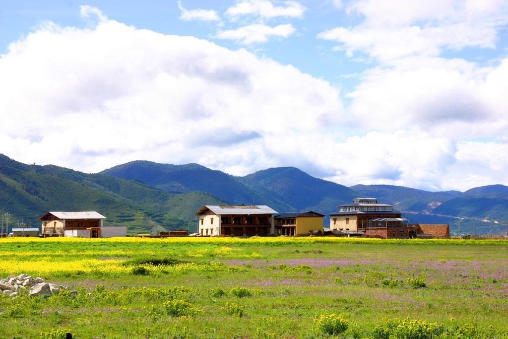 Shangri-La Lao Shay Youth Hostel Exteriér fotografie