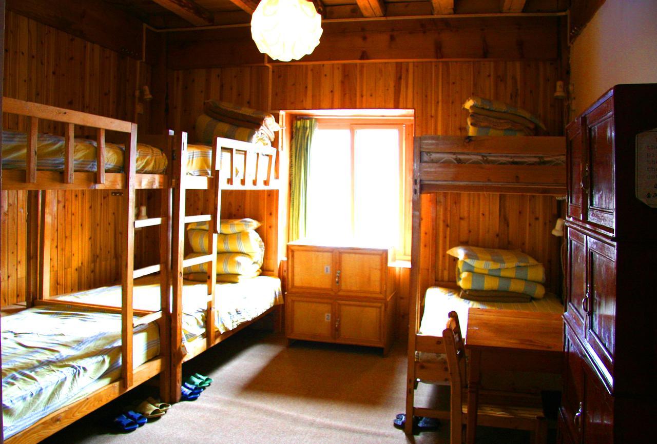 Shangri-La Lao Shay Youth Hostel Exteriér fotografie